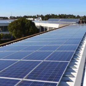 Hệ thống Pin mặt trời cho nhà máy 100kWp - 1000 kWp